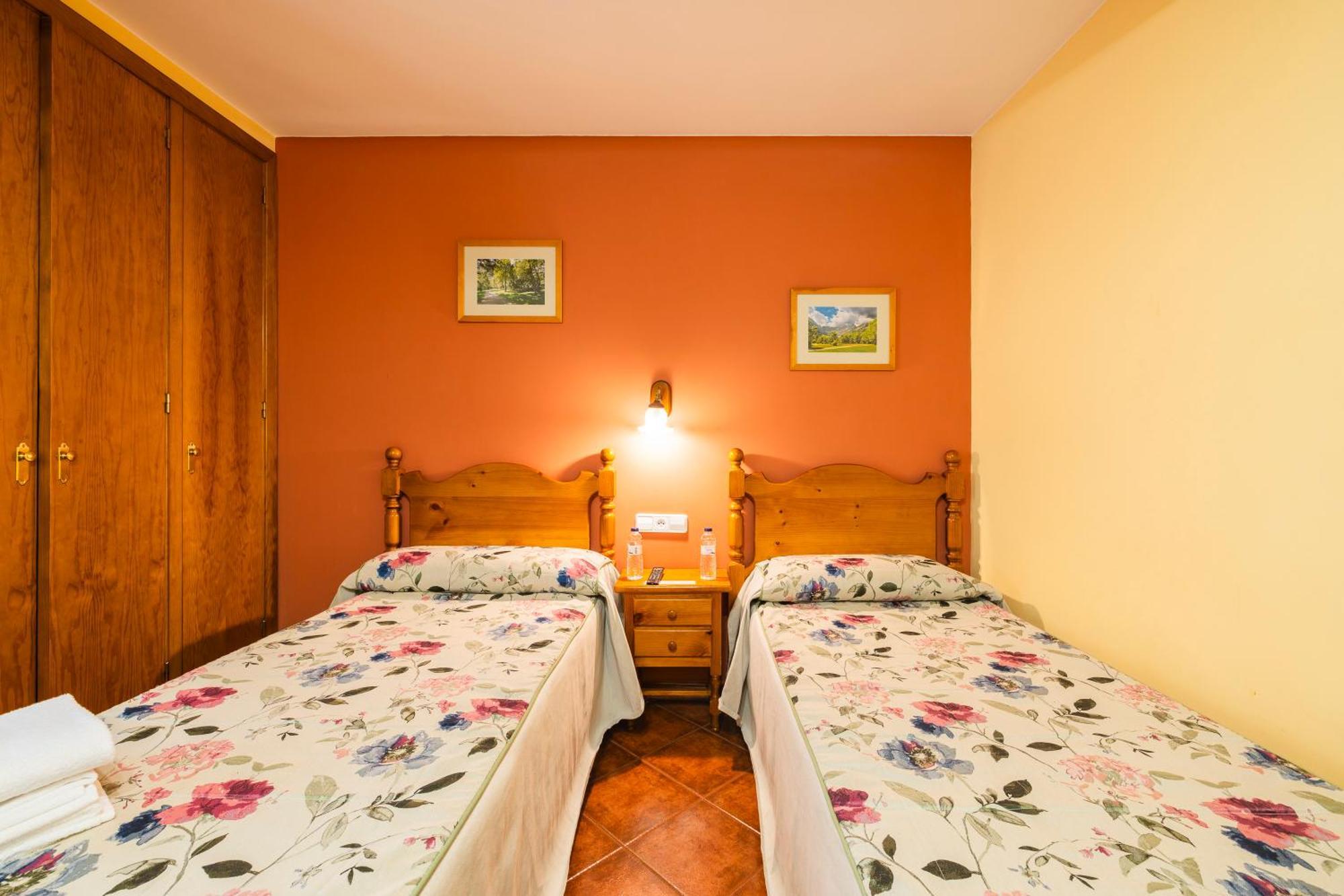Hostal Panart Bielsa Exteriör bild