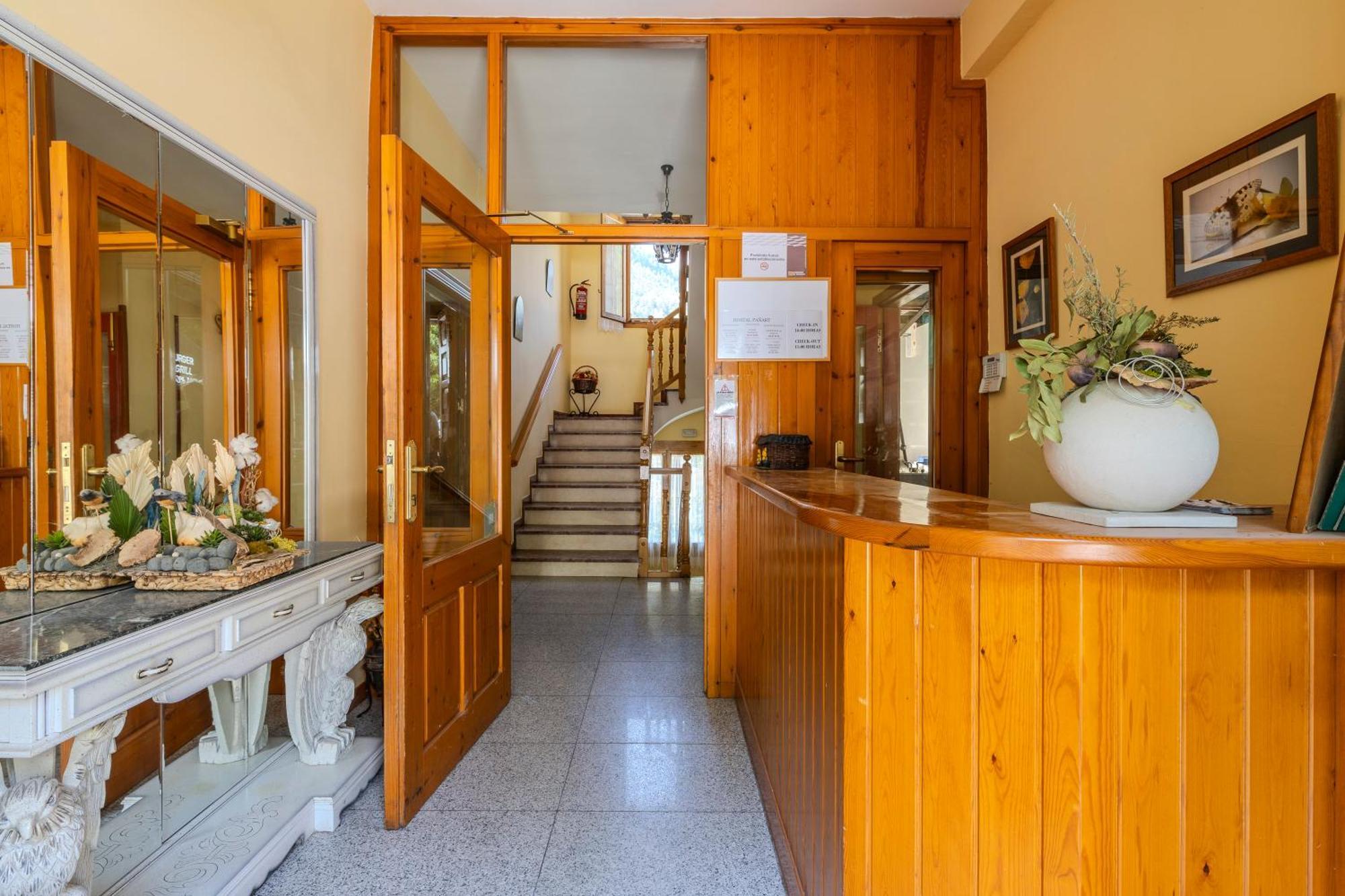 Hostal Panart Bielsa Exteriör bild